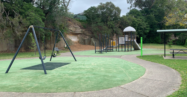 Swings, climbing equipment with slide and picnic area
