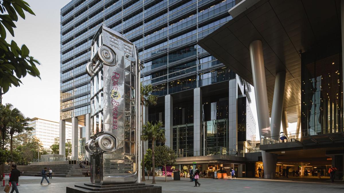 Cast mirror polished aluminium sculpture in Parramatta Square