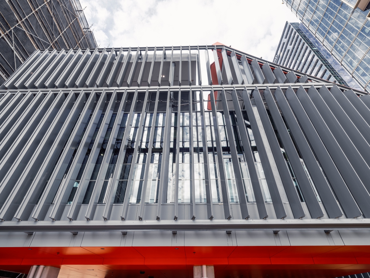 Adapting louvres on the side of PHIVE building