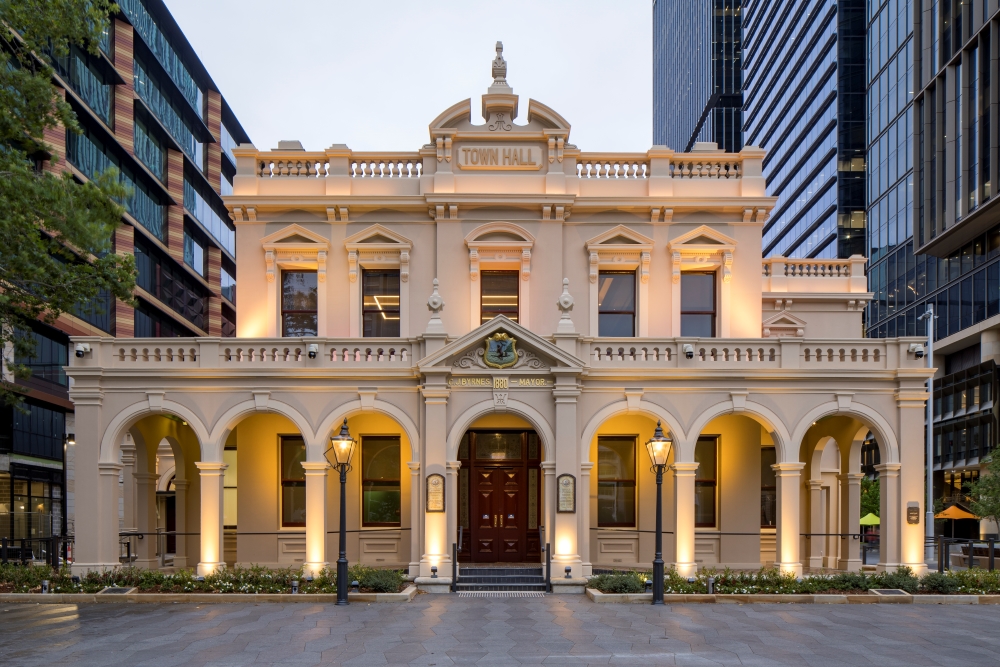 External shot of Parramatta Town Hall